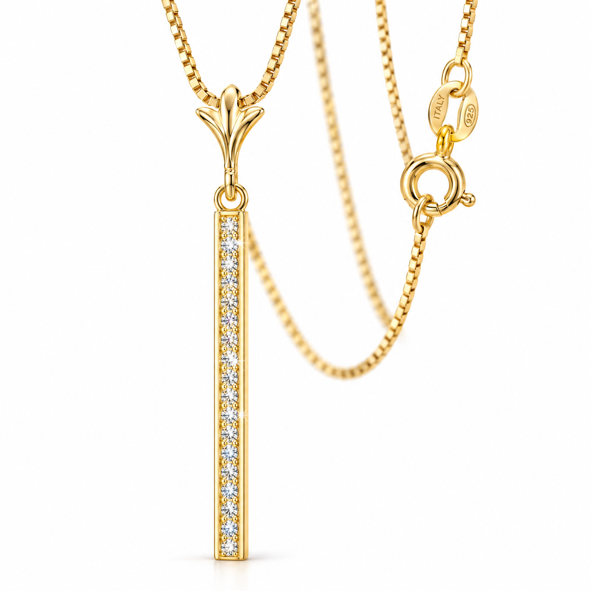 Yellow Gold Saveria lab-grown diamond necklace, shown with chain and clasp detail.