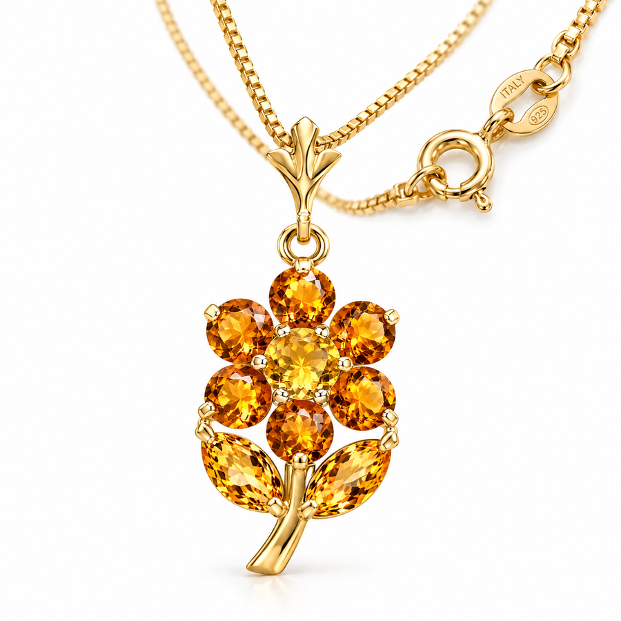 Yellow Gold Giuditta natural citrine necklace, shown with chain and clasp detail.