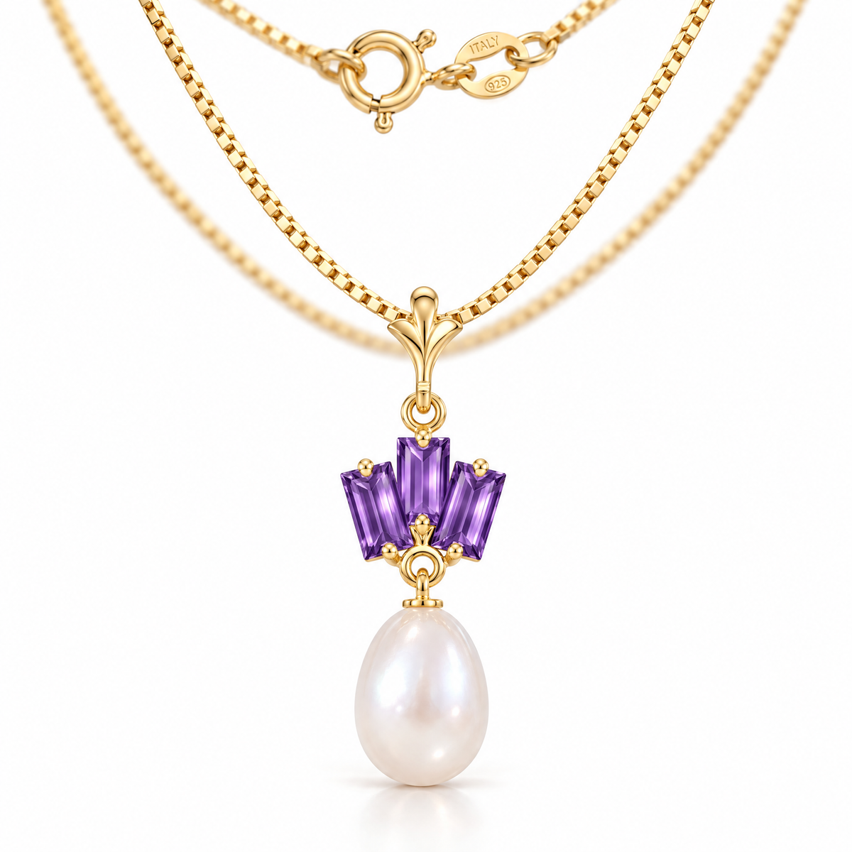 Yellow Gold Rossella freshwater pearl necklace, shown with chain and clasp detail.