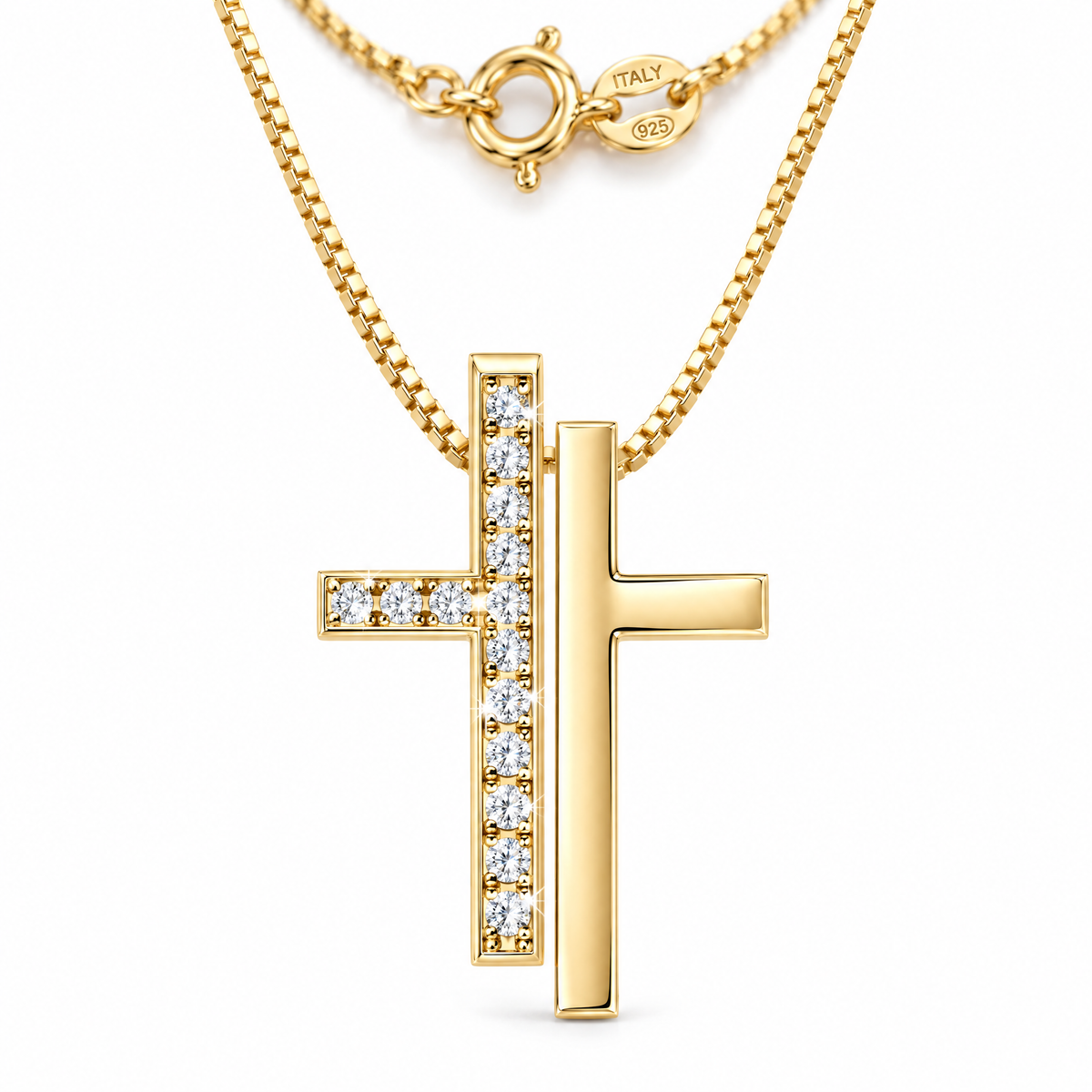 Yellow Gold Fulvia lab-grown diamond necklace, shown with chain and clasp detail.