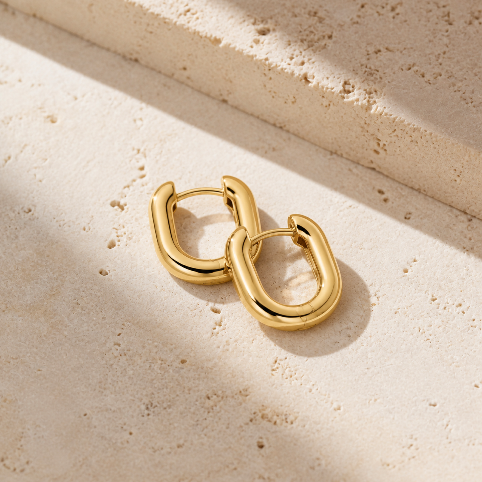 Yellow Gold — Arco Piccolo Huggie Earrings — view 3