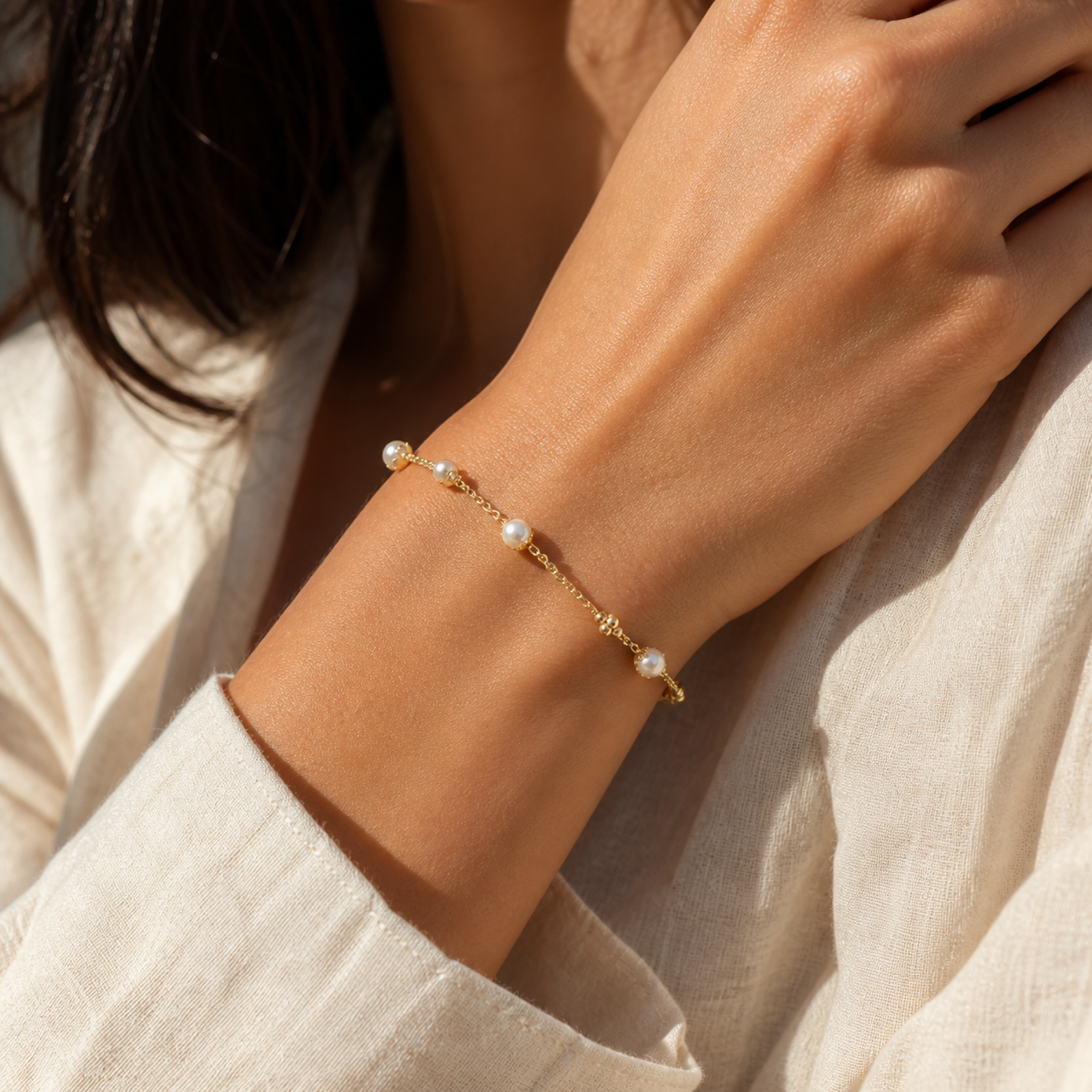 Yellow Gold — Perla Orbitale Bracelet — view 4