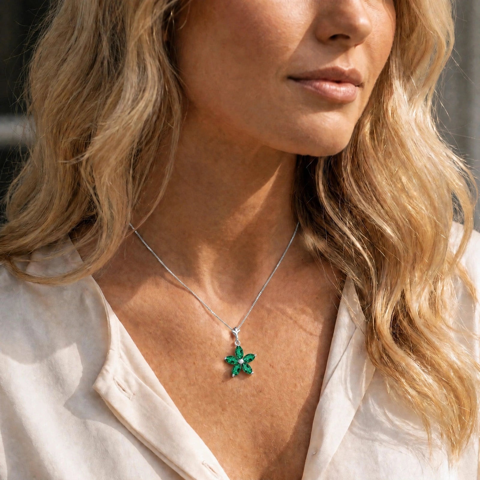 White Gold Grace Necklace Emerald 10K — Melissa