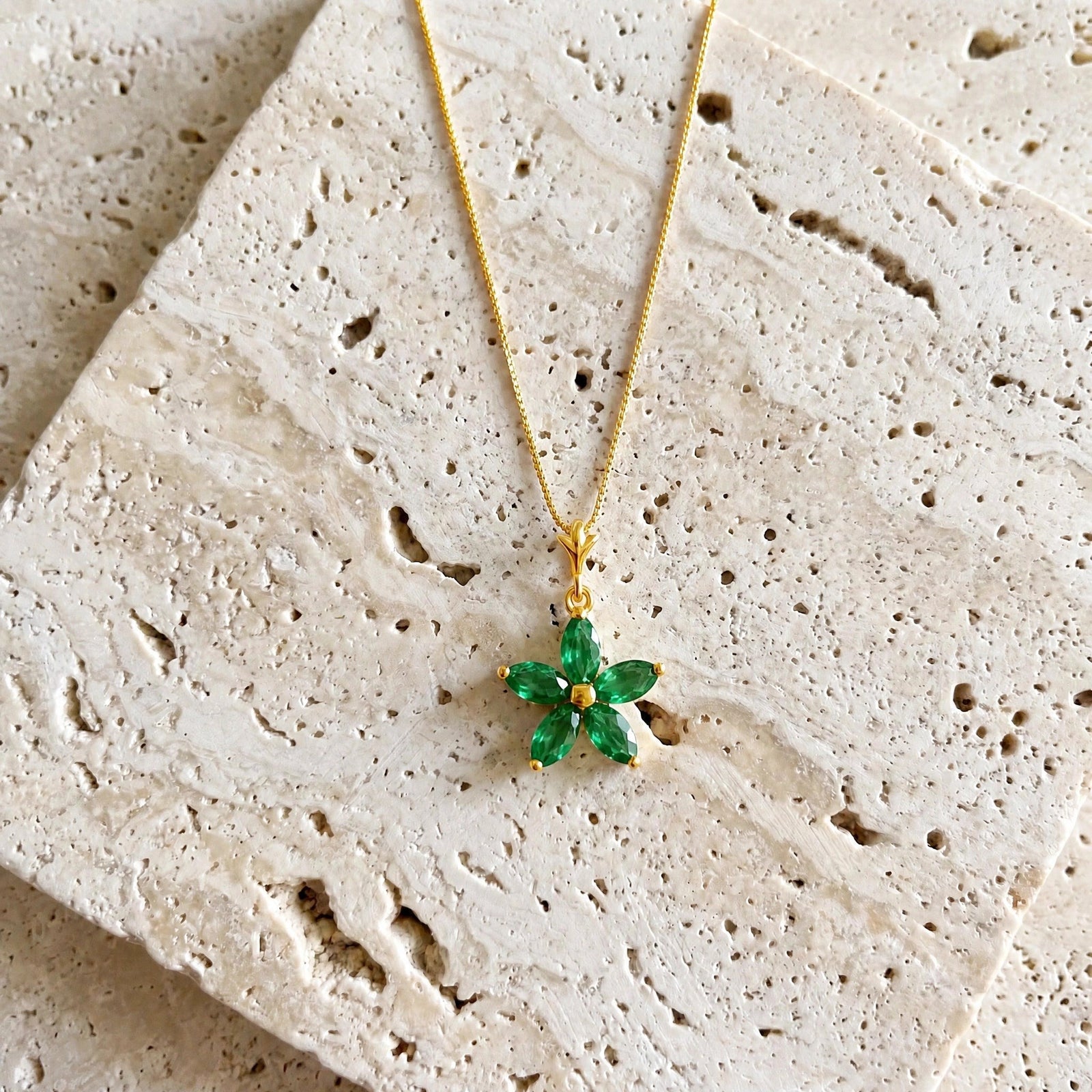 Yellow Gold Grace Necklace Emerald 10K — Melissa