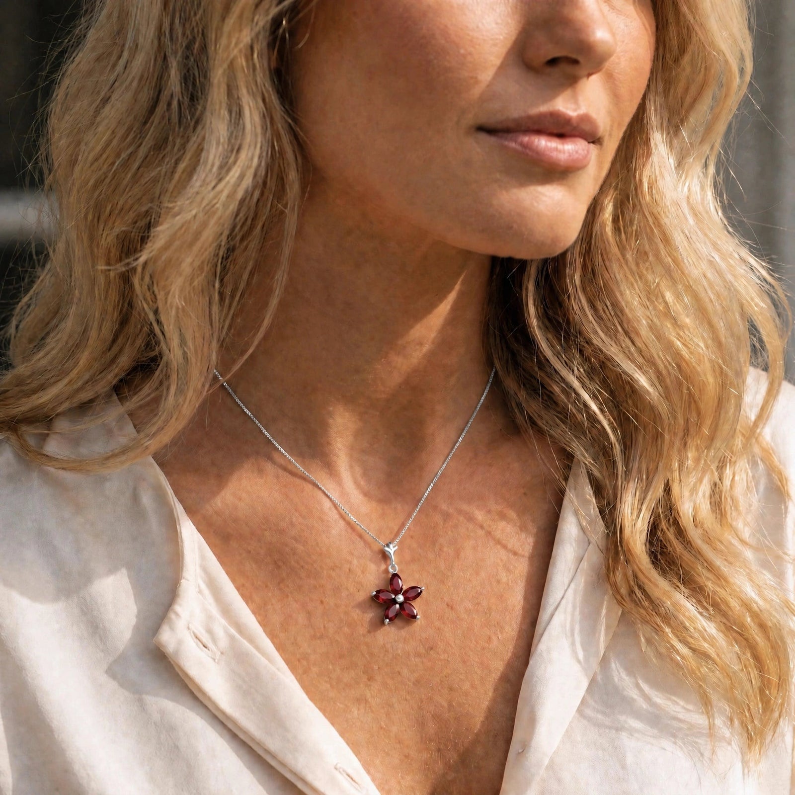 White Gold Grace Necklace Garnet 10K — Melissa