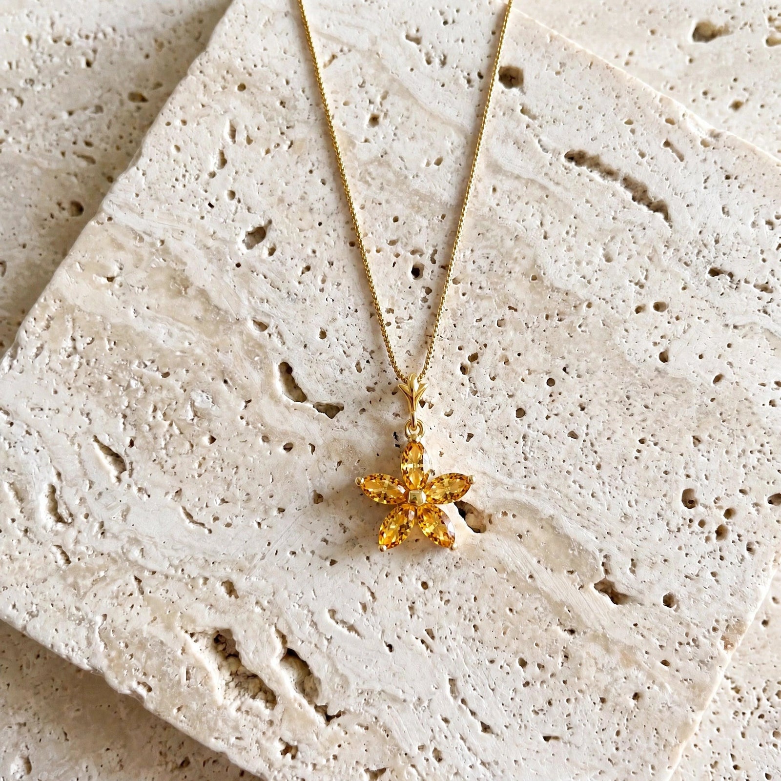 Yellow Gold Grace Necklace Citrine 10K — Melissa
