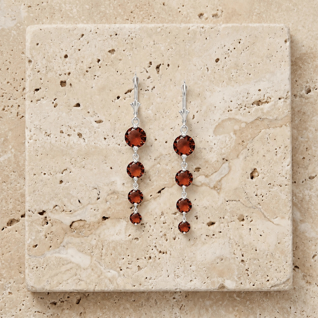 White Gold Garnet — Mariadelfina