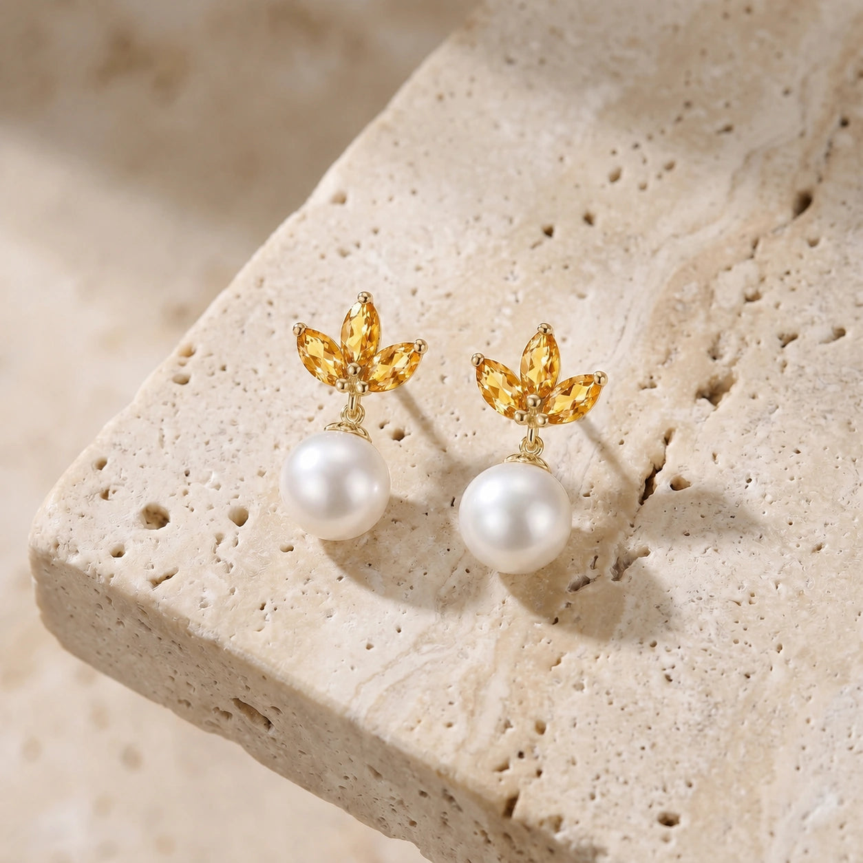 Yellow Gold Earrings Pearl 10K — Adelina