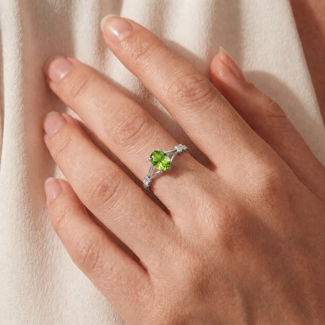 White Gold Diamond & Peridot — Gabriella