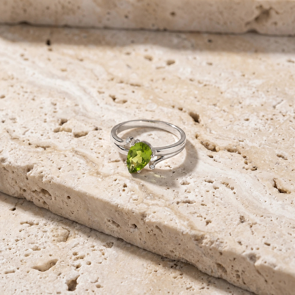 White Gold Diamond & Peridot — Zita