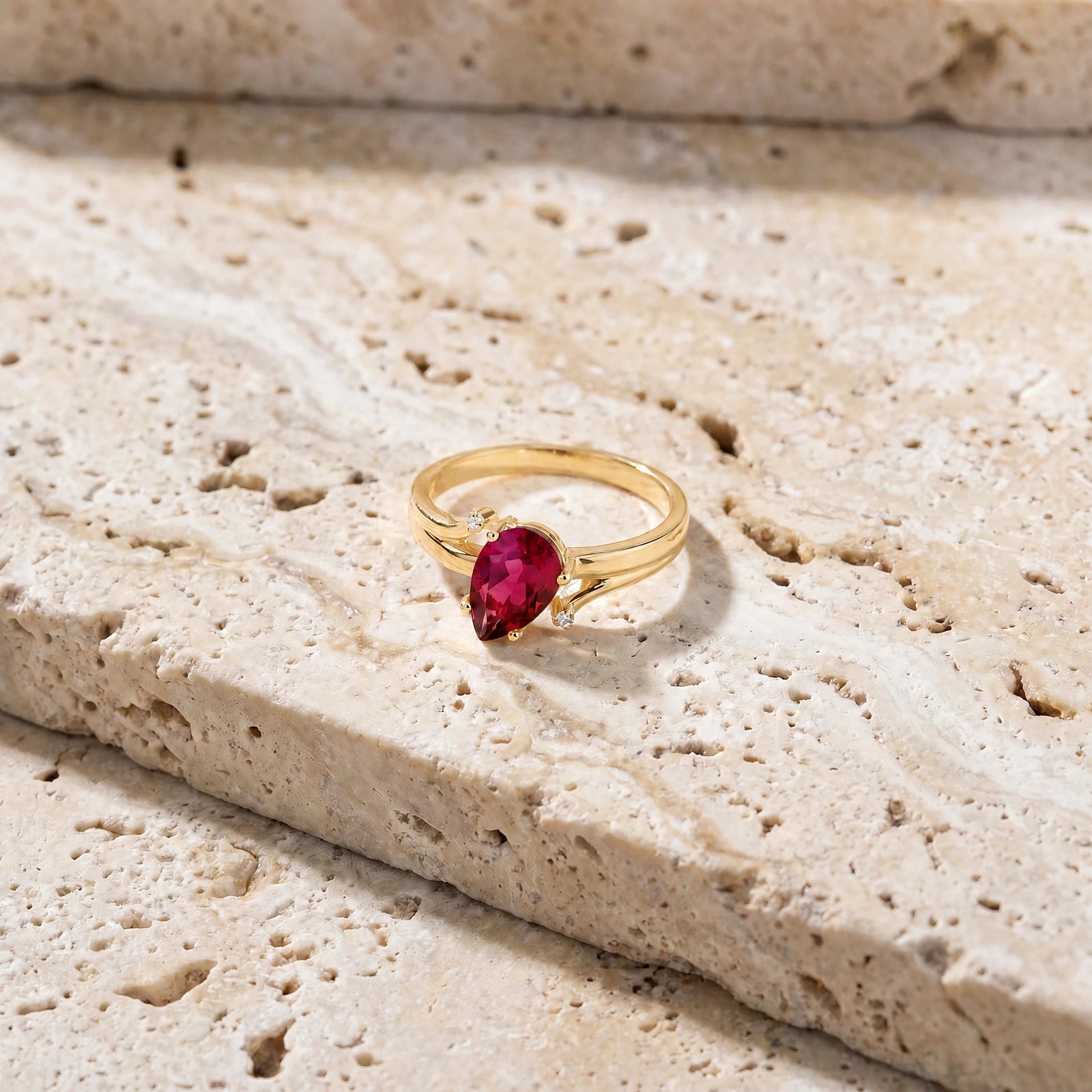 Yellow Gold Diamond & Ruby — Zita