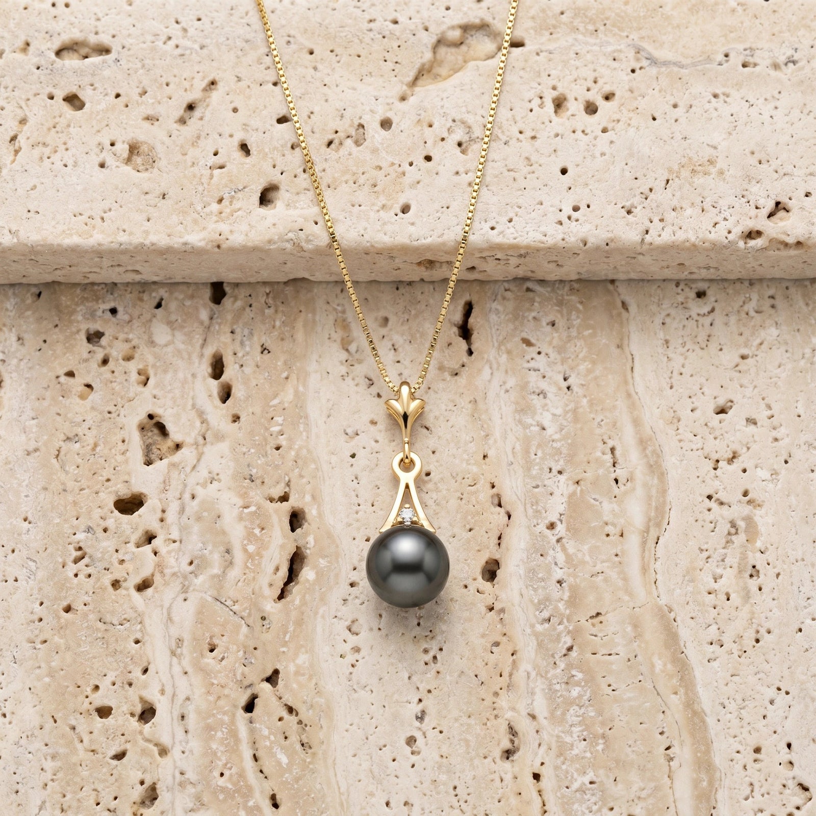 Yellow Gold Necklace Pearl 10K — Albertina