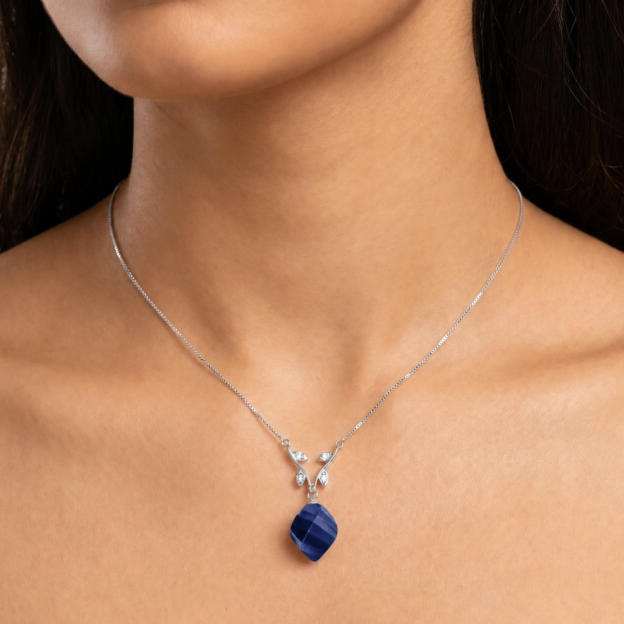 White Gold Diamond & Sapphire — Alcina