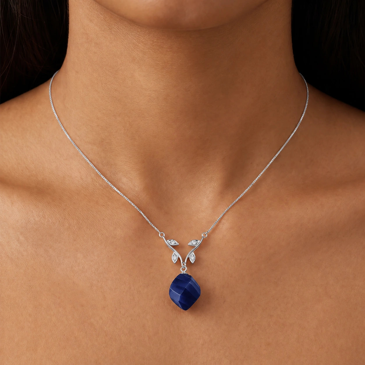 White Gold Diamond & Sapphire — Alcina