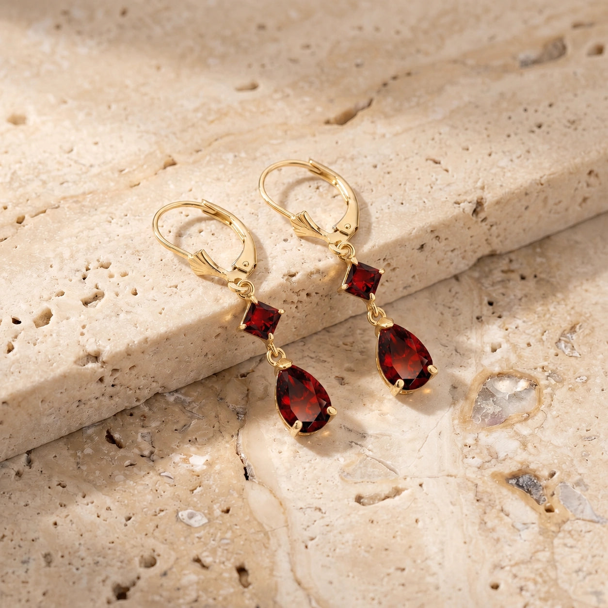 Yellow Gold Garnet — Evangelista