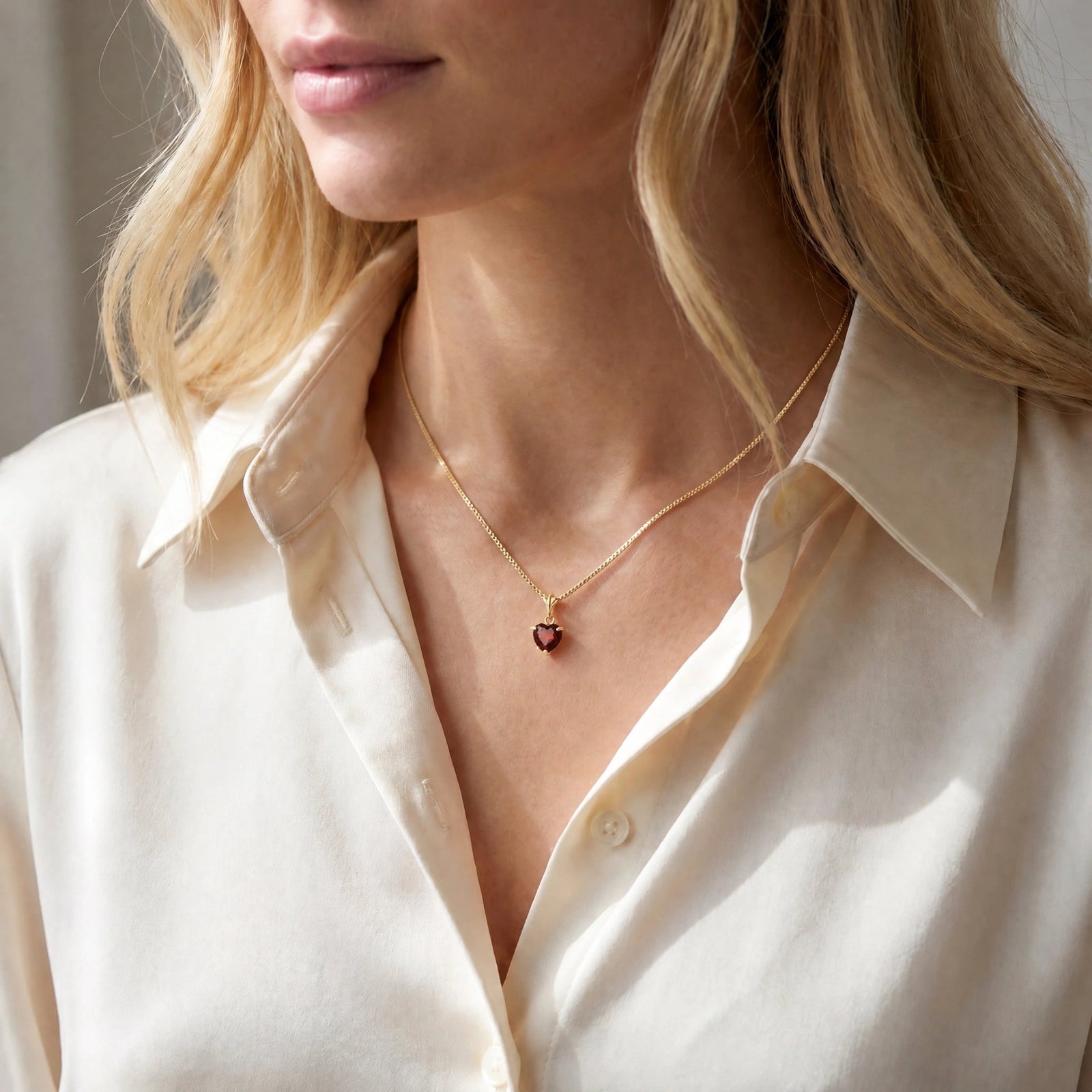 Yellow Gold Classic Necklace Garnet 10K — Alida