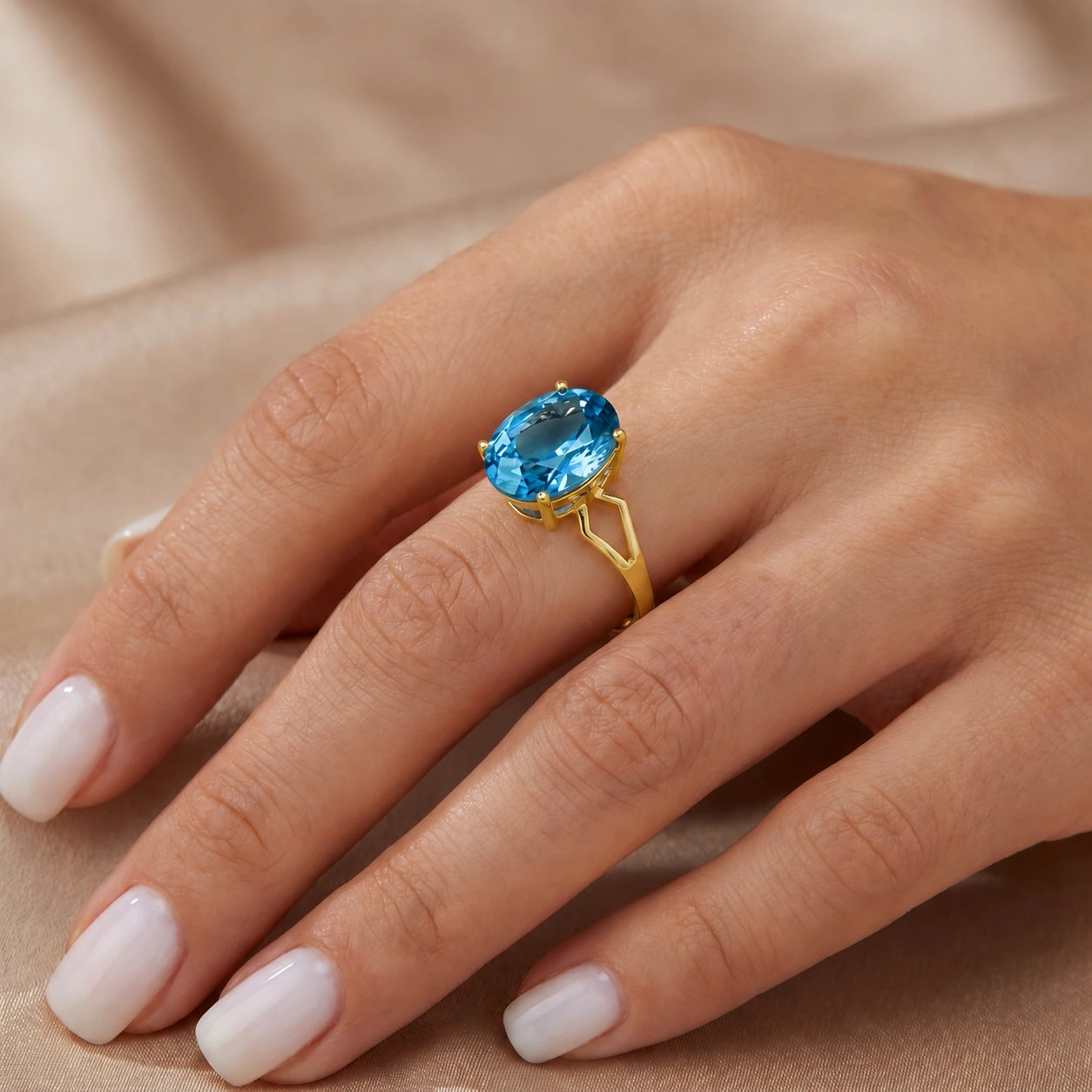 Yellow Gold Blue Topaz — Vanda