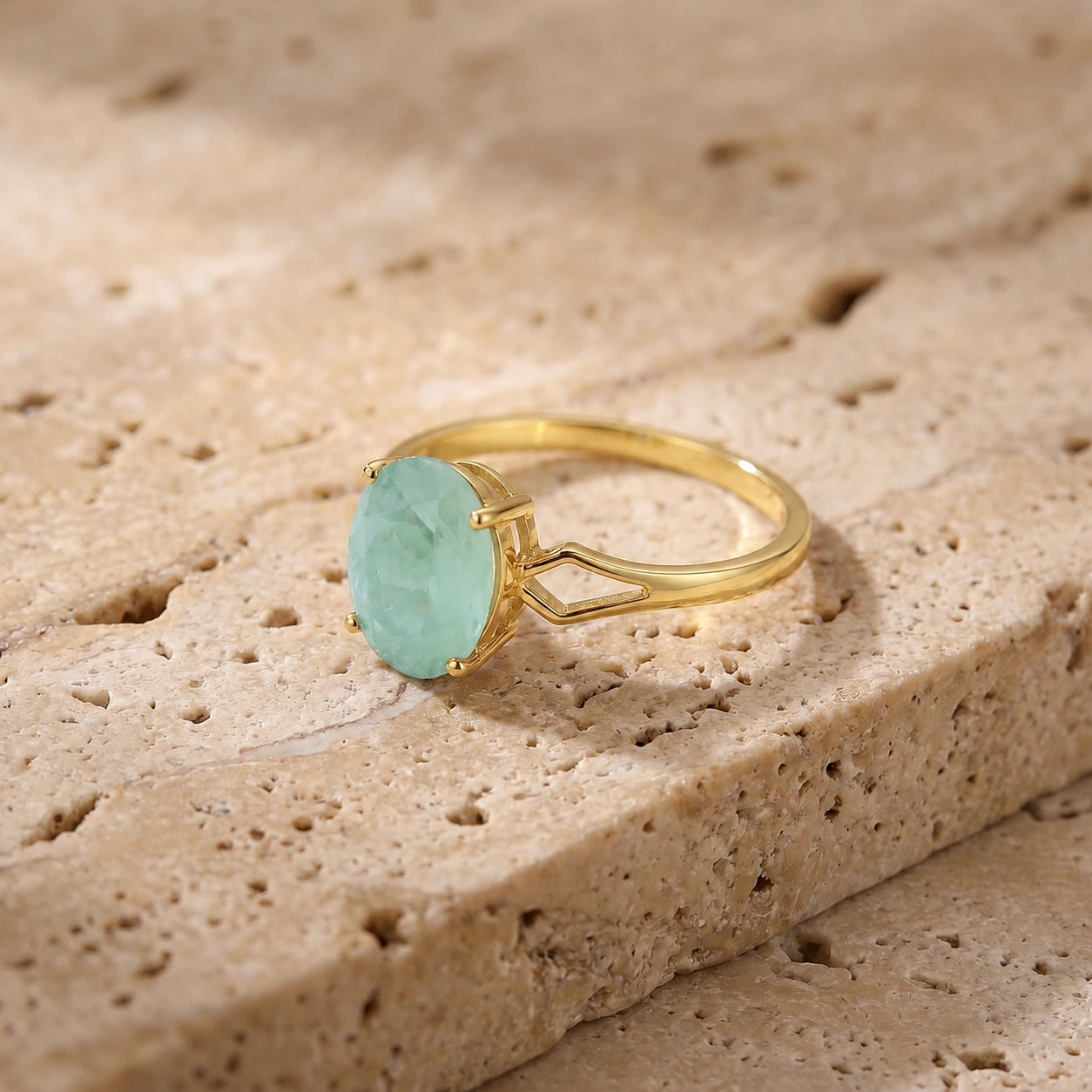 Yellow Gold Emerald — Vanda