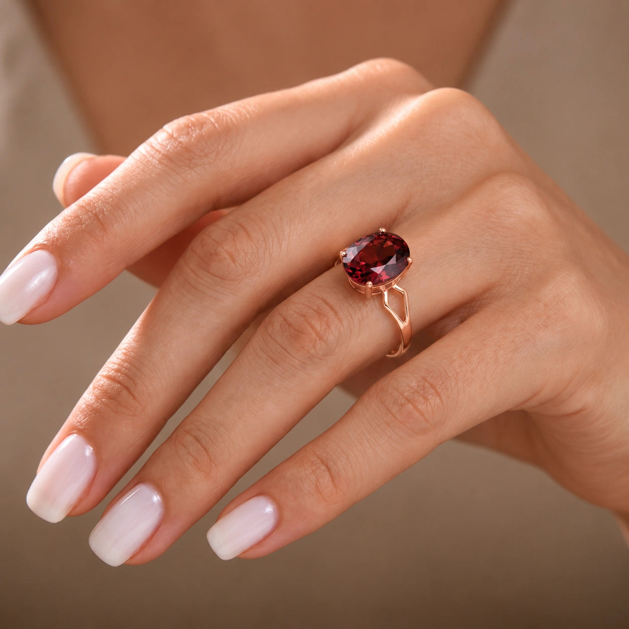 Rose Gold Garnet — Vanda