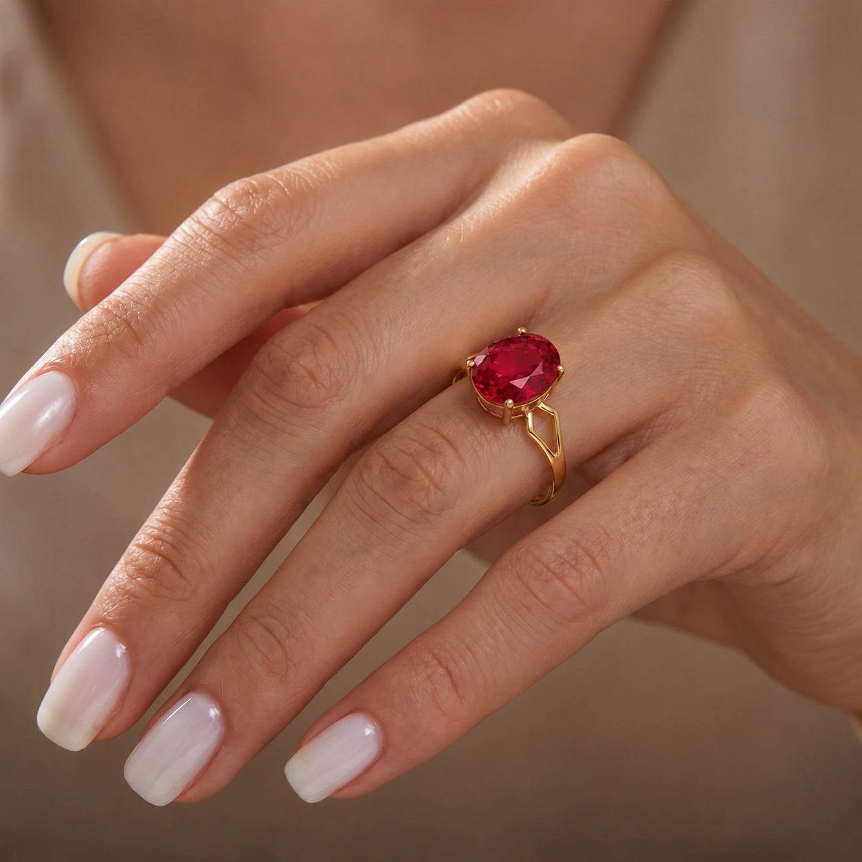 Yellow Gold Ruby — Vanda
