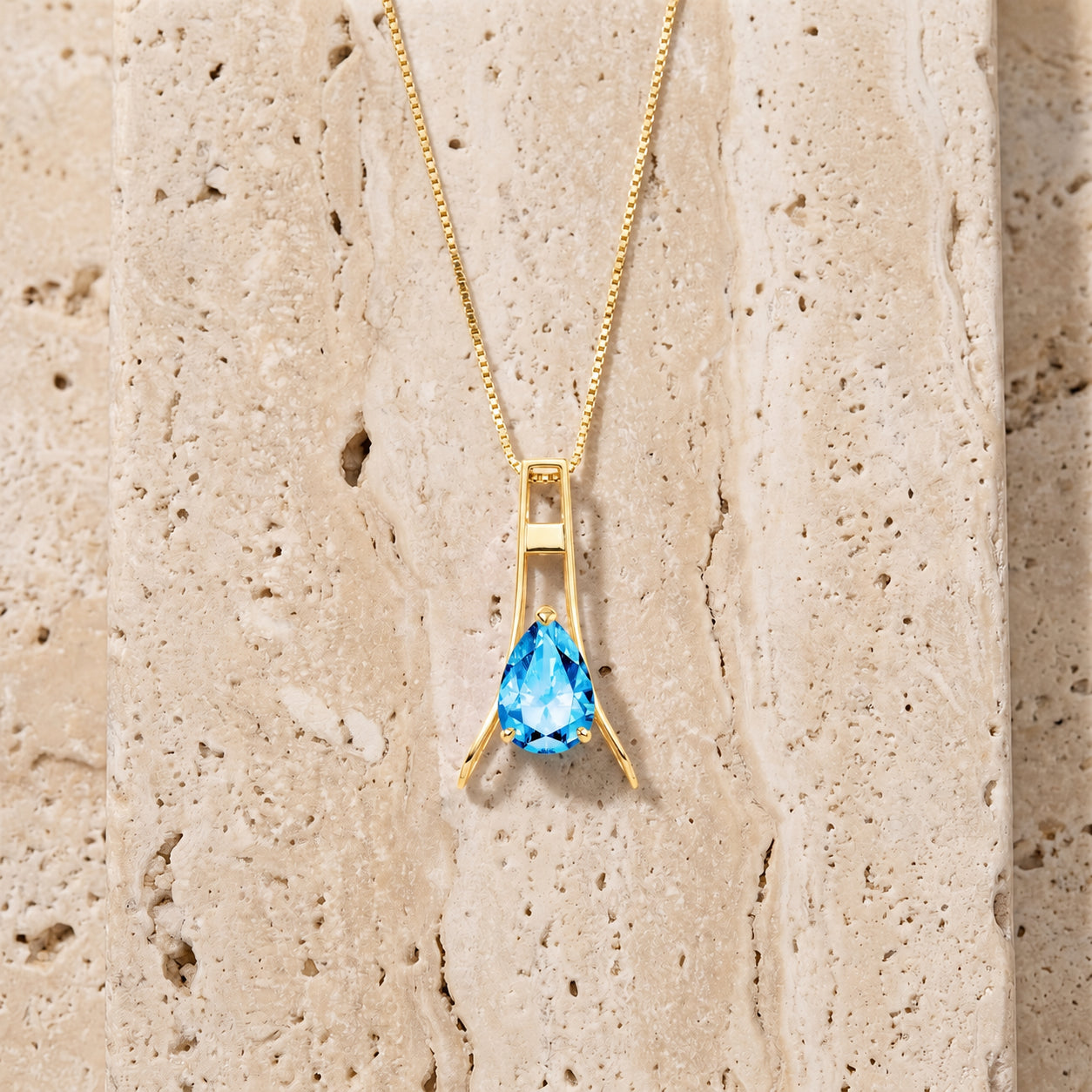 Yellow Gold Necklace Ruby 10K — Evangelina