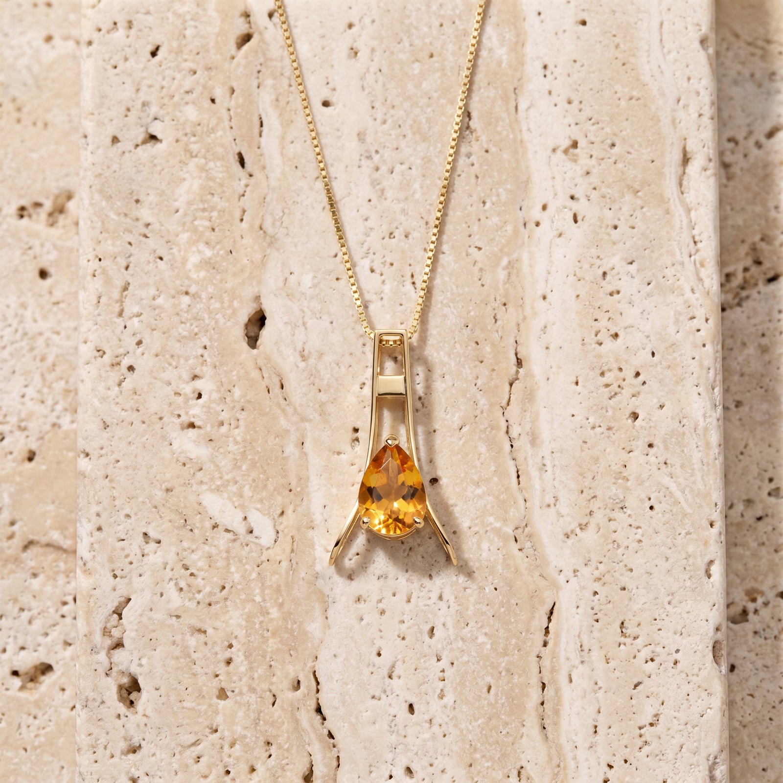 Yellow Gold Necklace Aquamarine 10K — Evangelina