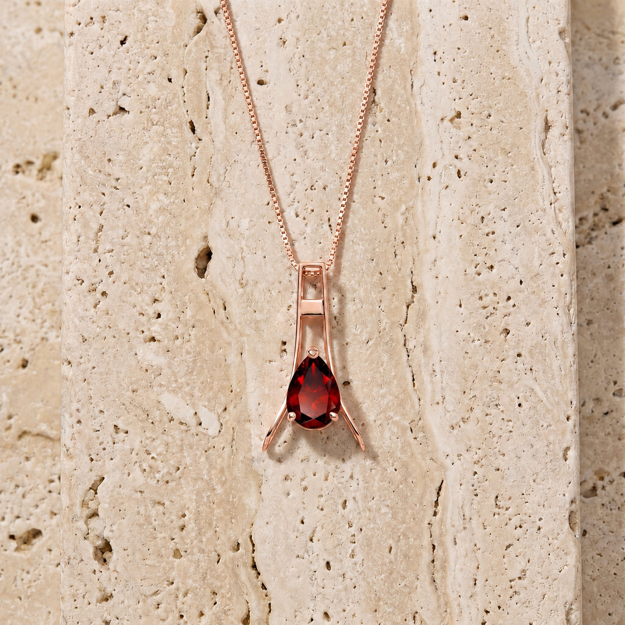Rose Gold Necklace Peridot 10K — Evangelina