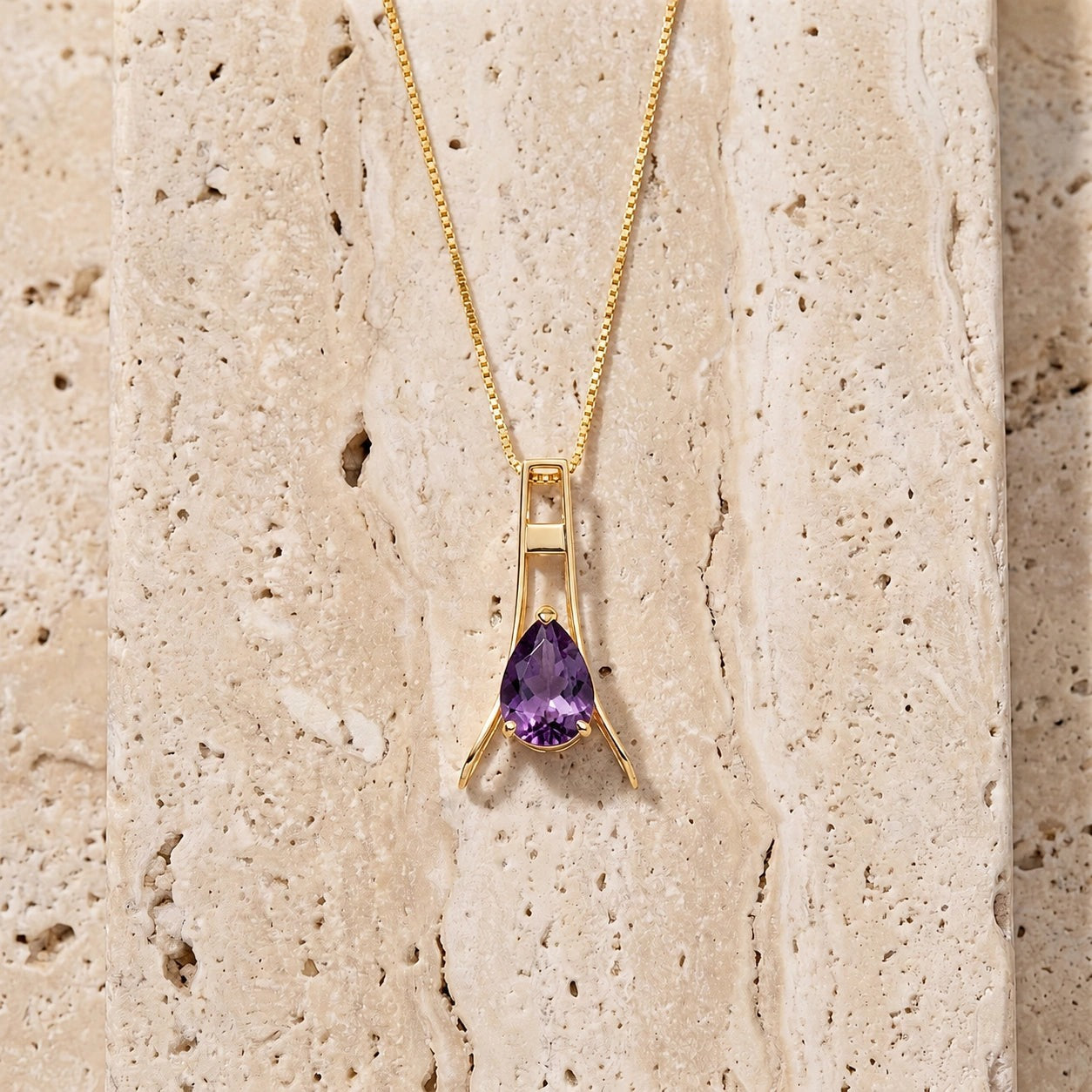 Yellow Gold Necklace Amethyst 10K — Evangelina
