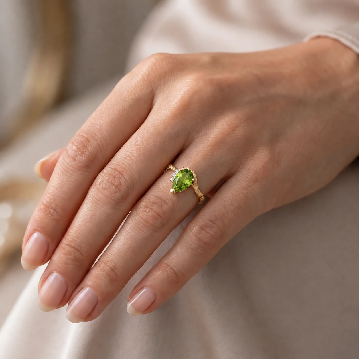 Yellow Gold Diamond & Peridot — Ambra