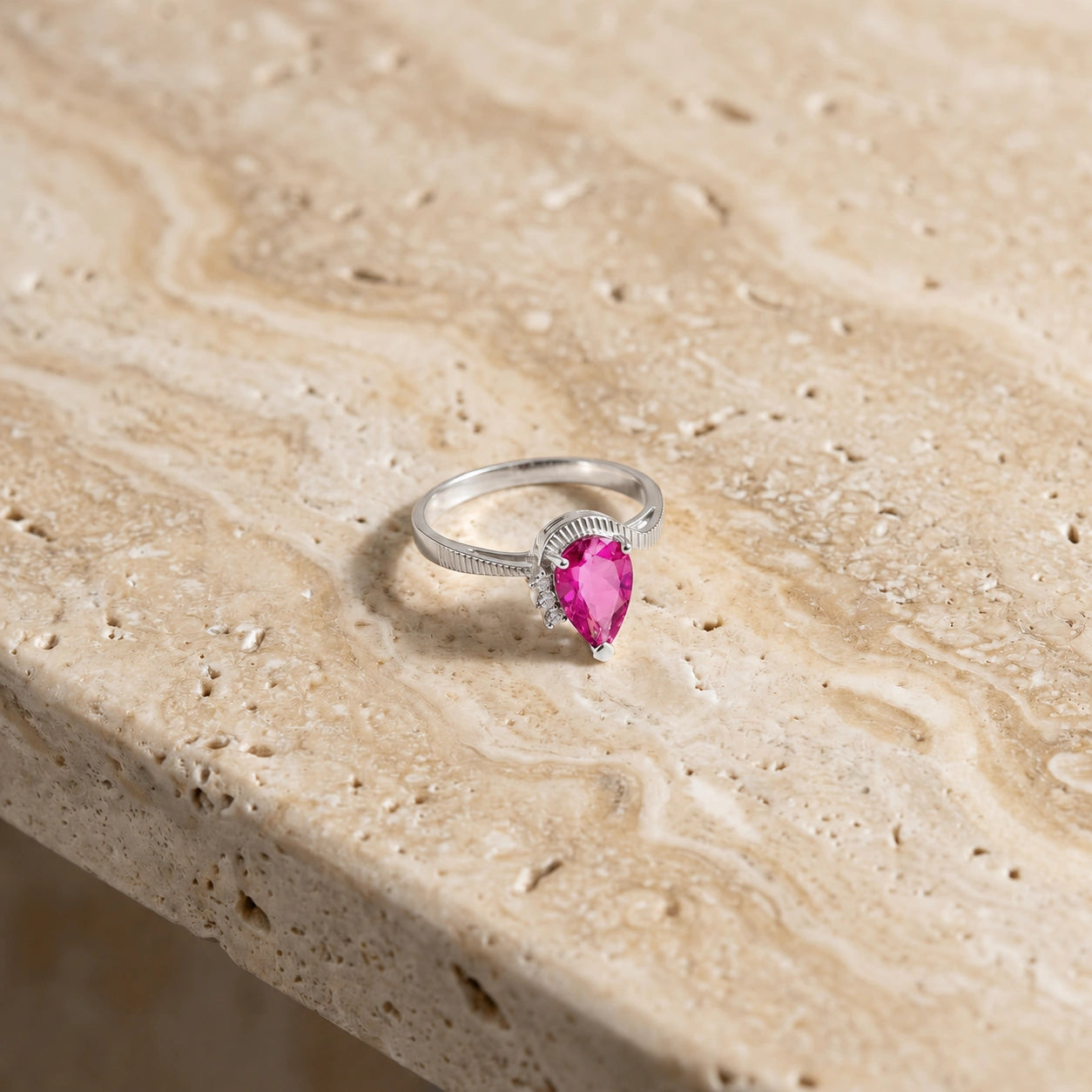White Gold Heritage Ring Pink Topaz 10K — Rosalba