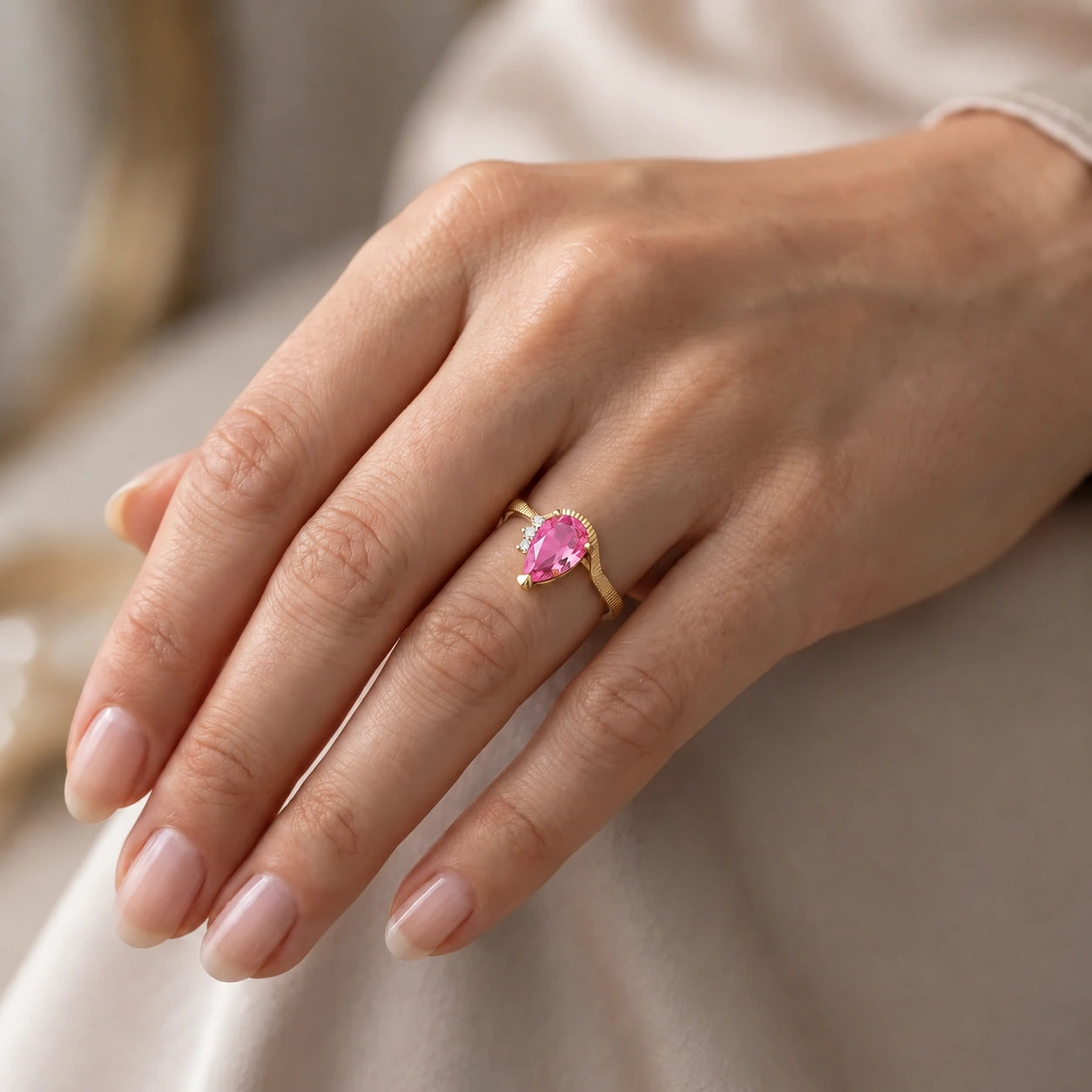 Yellow Gold Heritage Ring Pink Topaz 10K — Rosalba