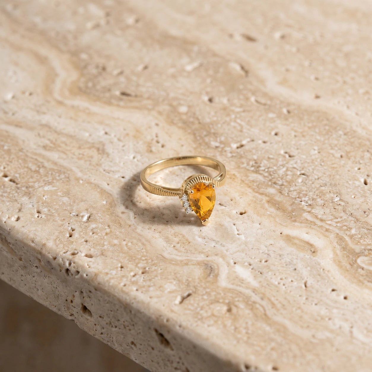 Yellow Gold Heritage Ring Citrine 10K — Rosalba