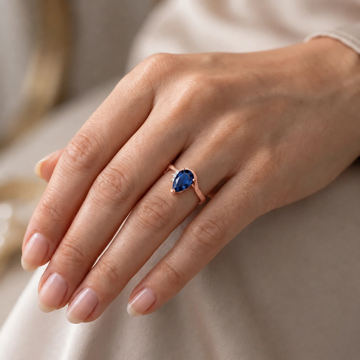 Rose Gold Heritage Ring Sapphire 10K — Rosalba