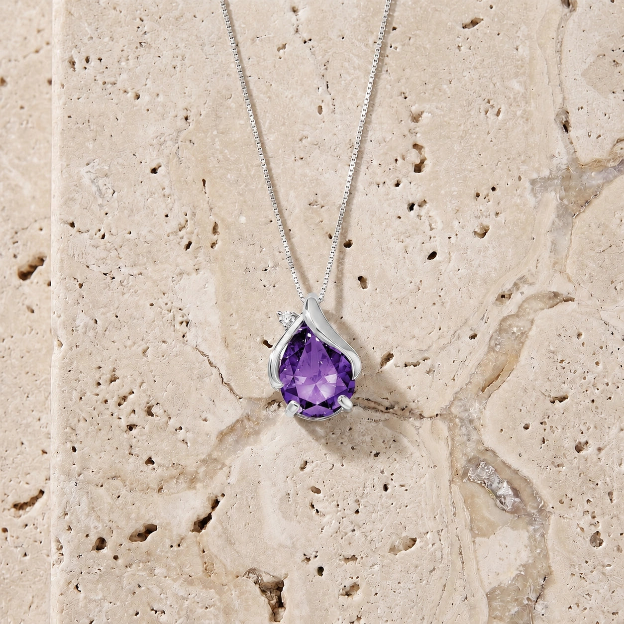 White Gold Amethyst & Diamond — Ambrogina