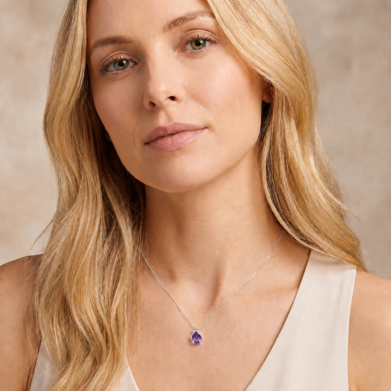 White Gold Amethyst & Diamond — Ambrogina