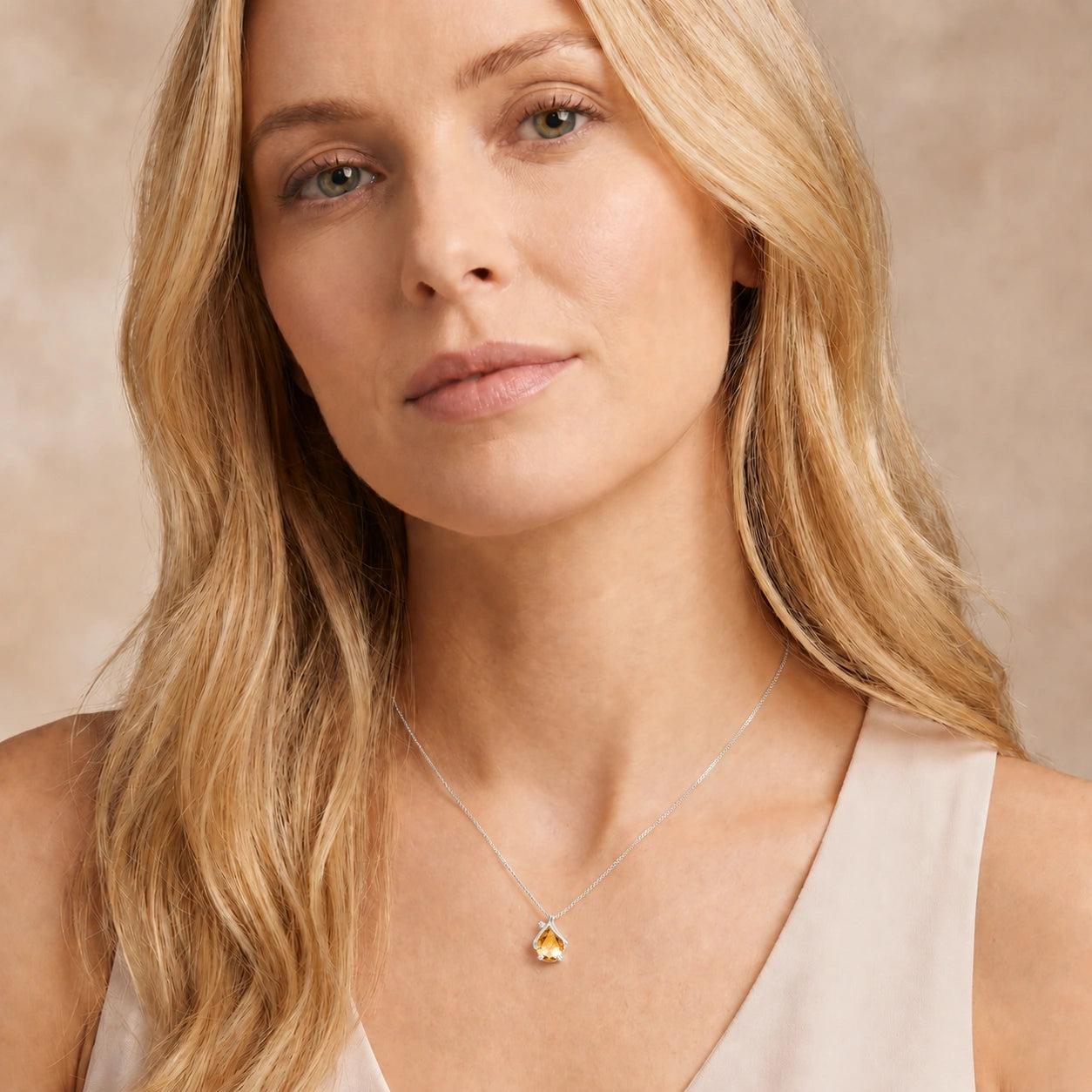 White Gold Citrine & Diamond — Ambrogina