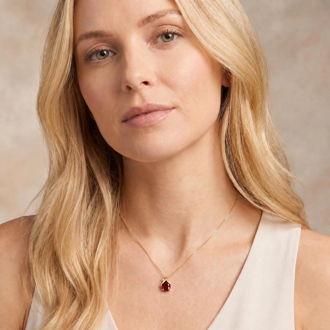 Yellow Gold Garnet & Diamond — Ambrogina