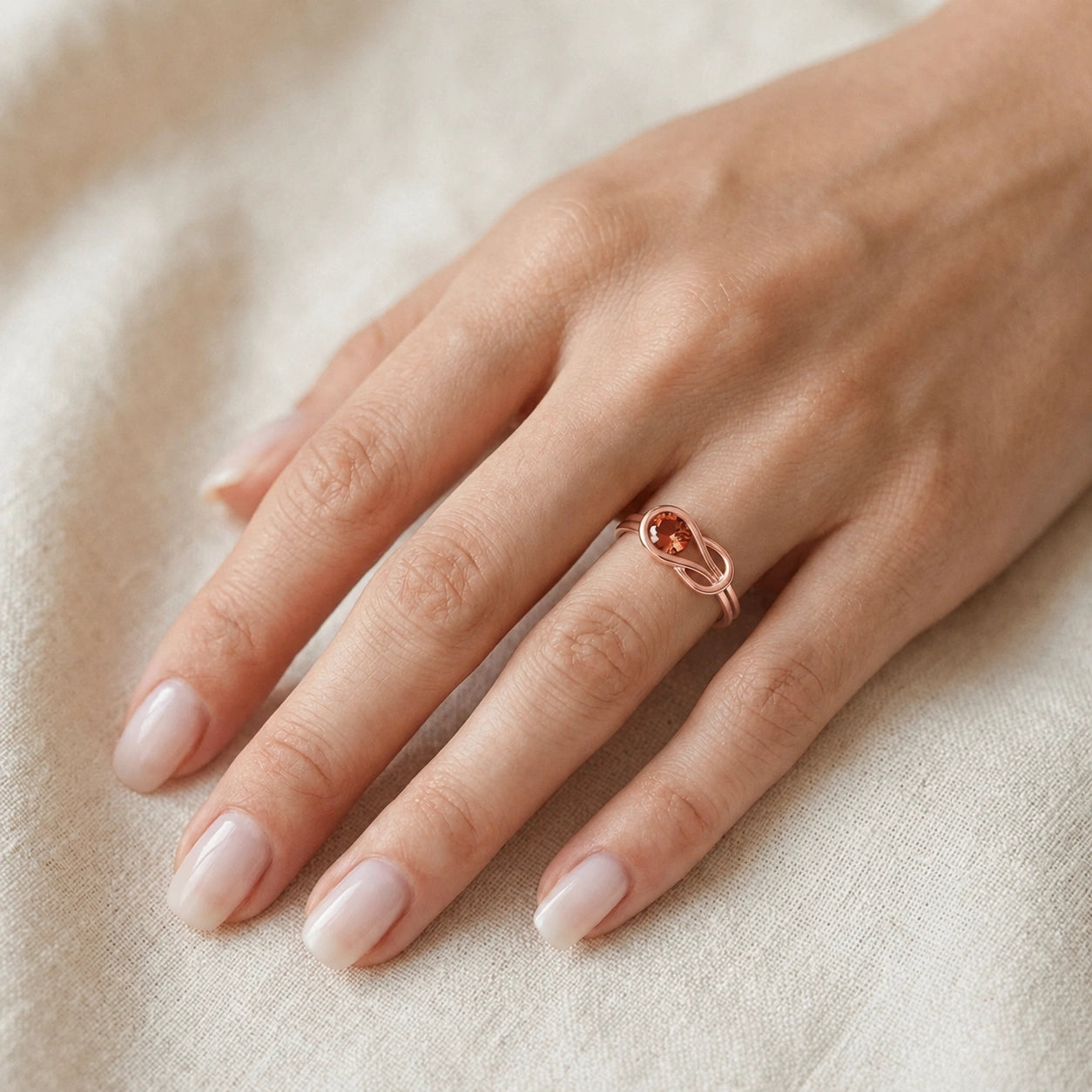 Rose Gold Ring Garnet 10K — Aurelia
