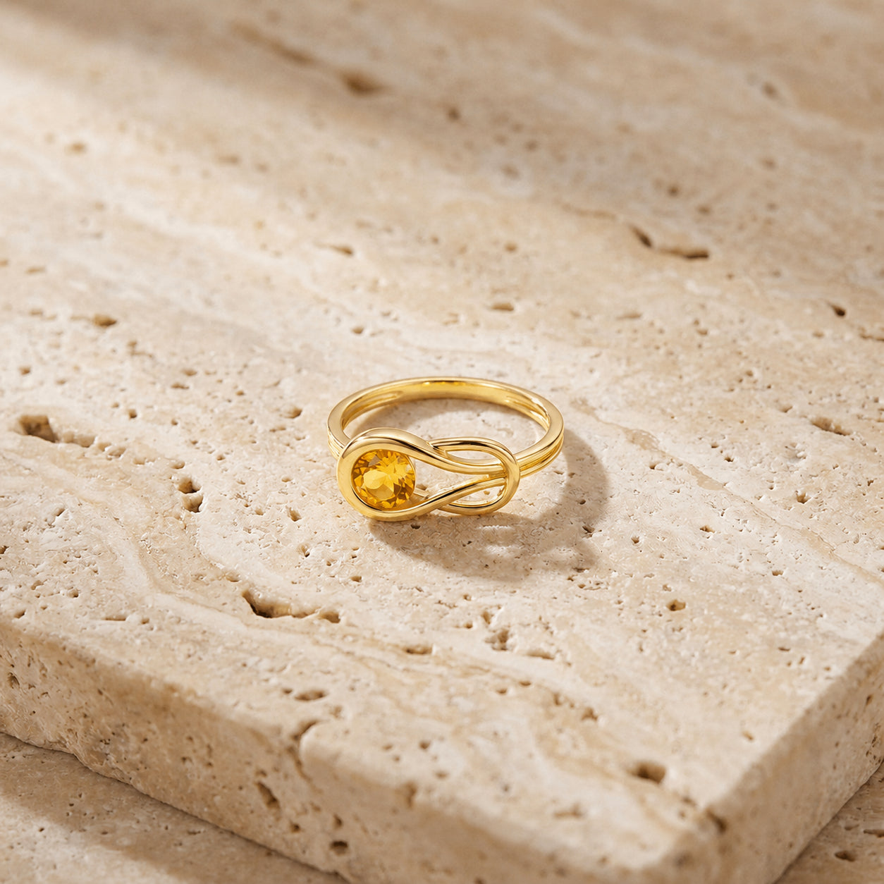 Yellow Gold Ring Citrine 10K — Aurelia