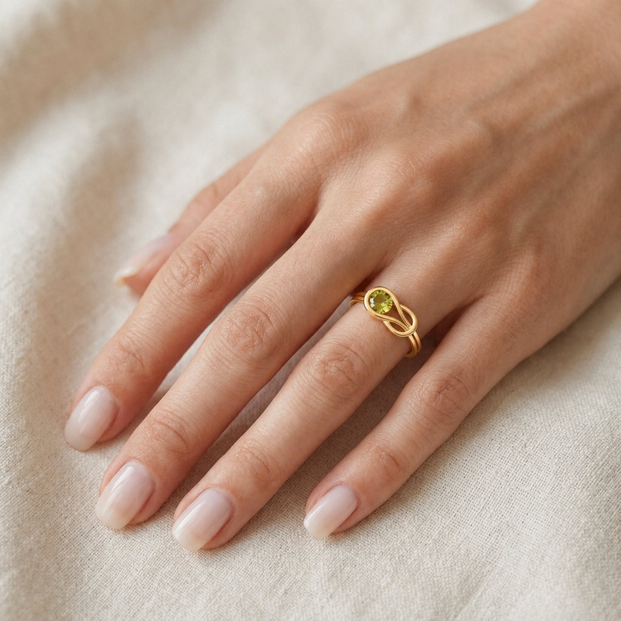 Yellow Gold Ring Tanzanite 10K — Aurelia