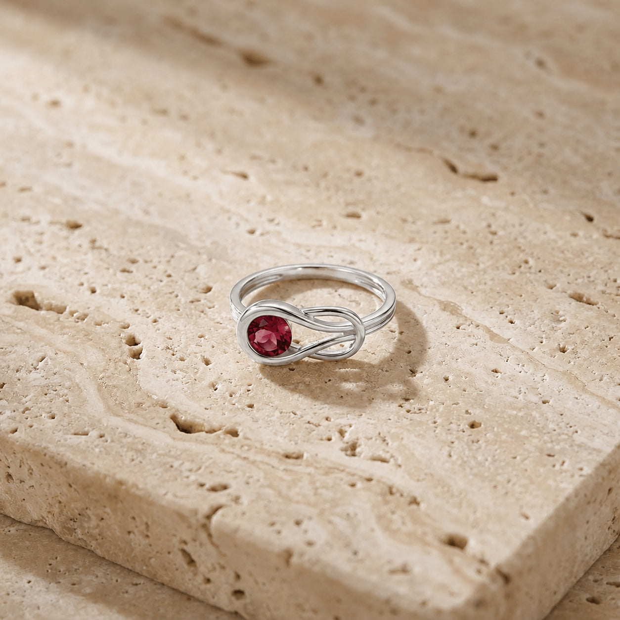 White Gold Ring Ruby 10K — Aurelia