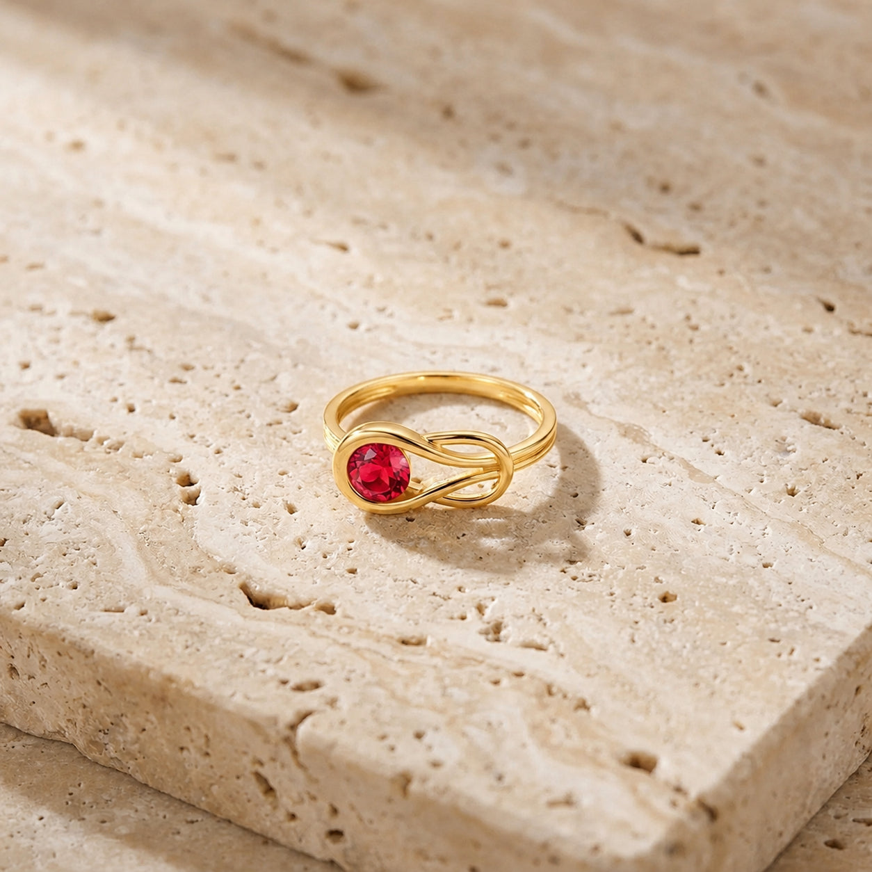 Yellow Gold Ring Ruby 10K — Aurelia
