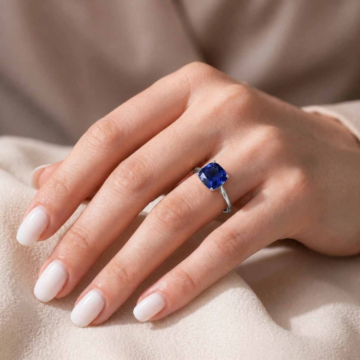 White Gold Grace Ring Sapphire 10K — Delfina