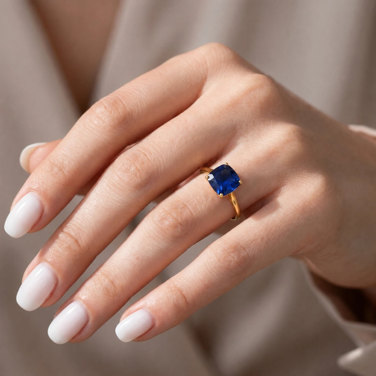 Yellow Gold Grace Ring Sapphire 10K — Delfina