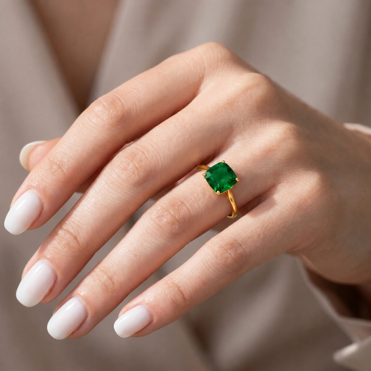 Yellow Gold Grace Ring Emerald 10K — Delfina
