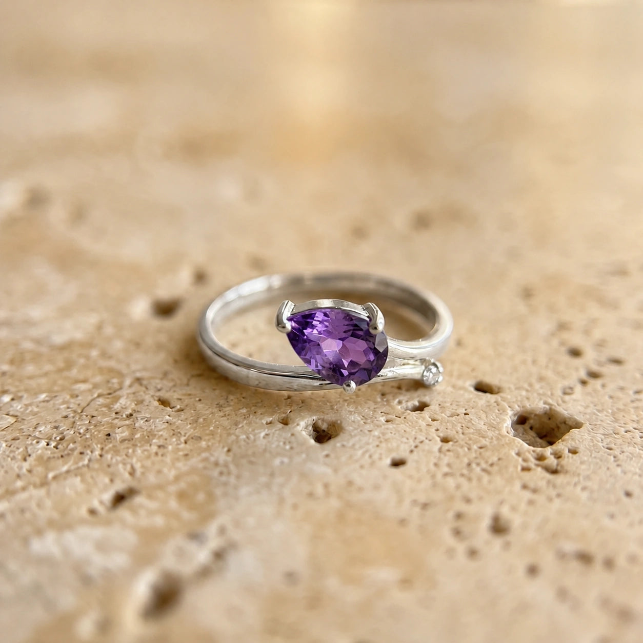 White Gold Diamond & Amethyst — Verdiana