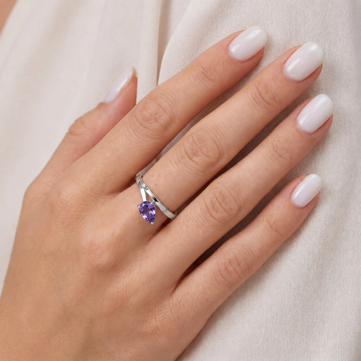 White Gold Diamond & Amethyst — Verdiana
