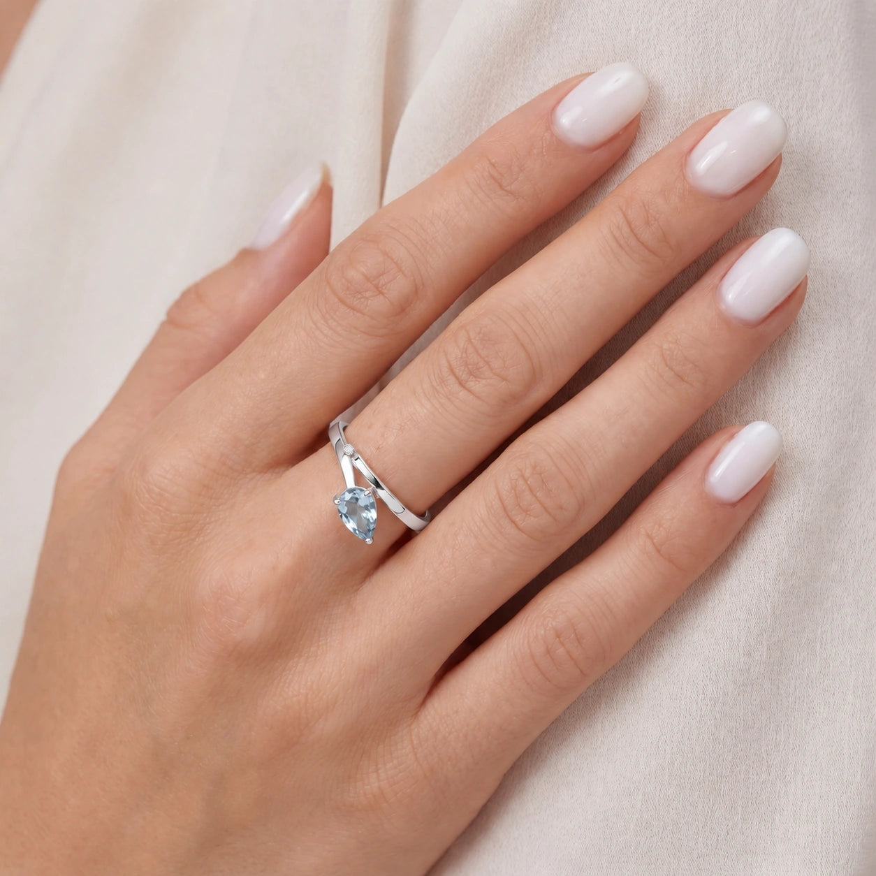 White Gold Diamond & Aquamarine — Verdiana