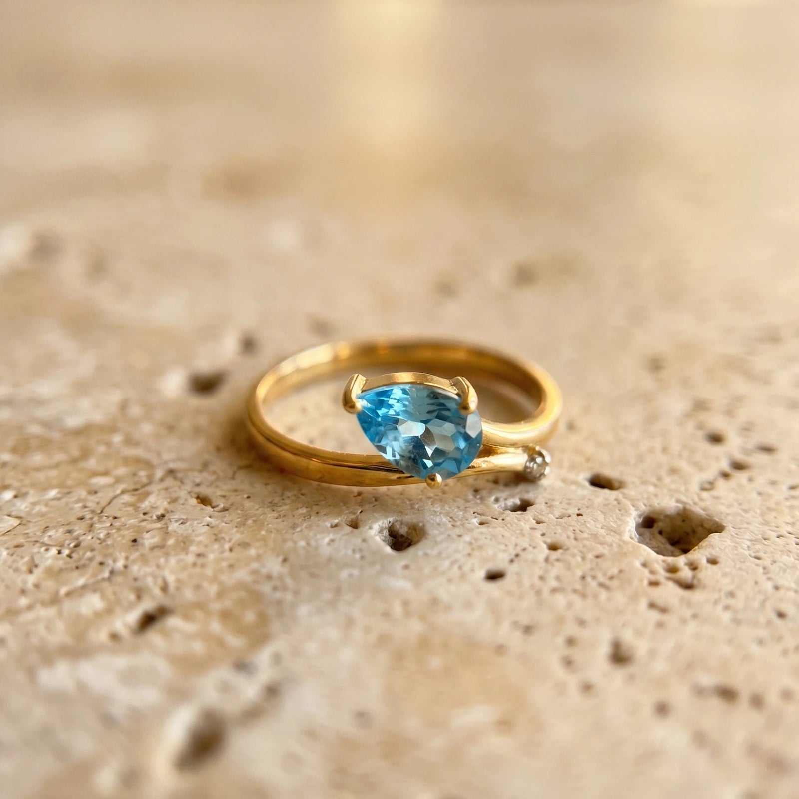 Yellow Gold Diamond & Blue Topaz — Verdiana