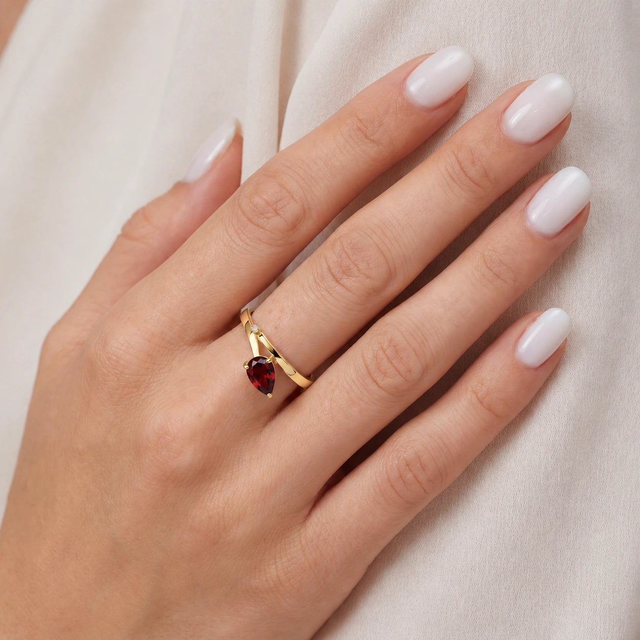 Yellow Gold Diamond & Garnet — Verdiana